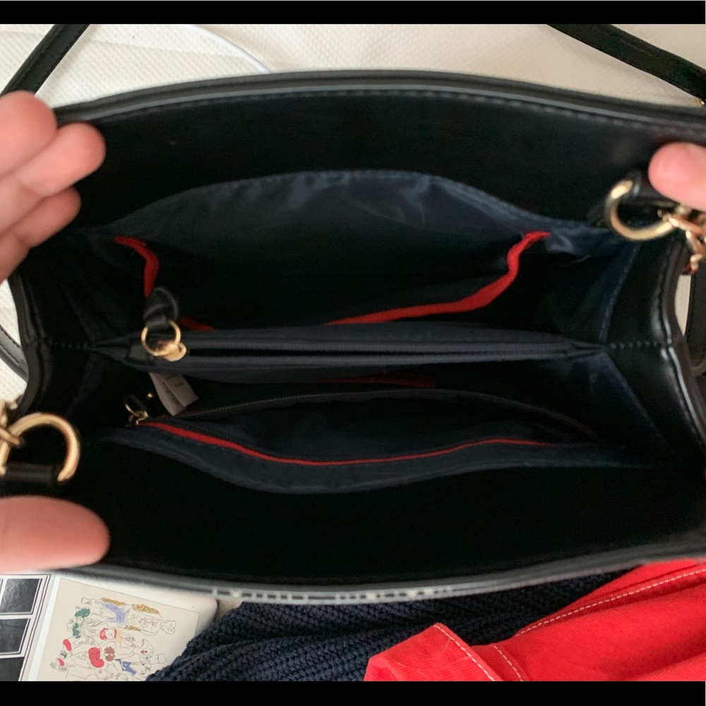 SOLD - Tommy Hilfiger Purse! - Picture 3 of 4